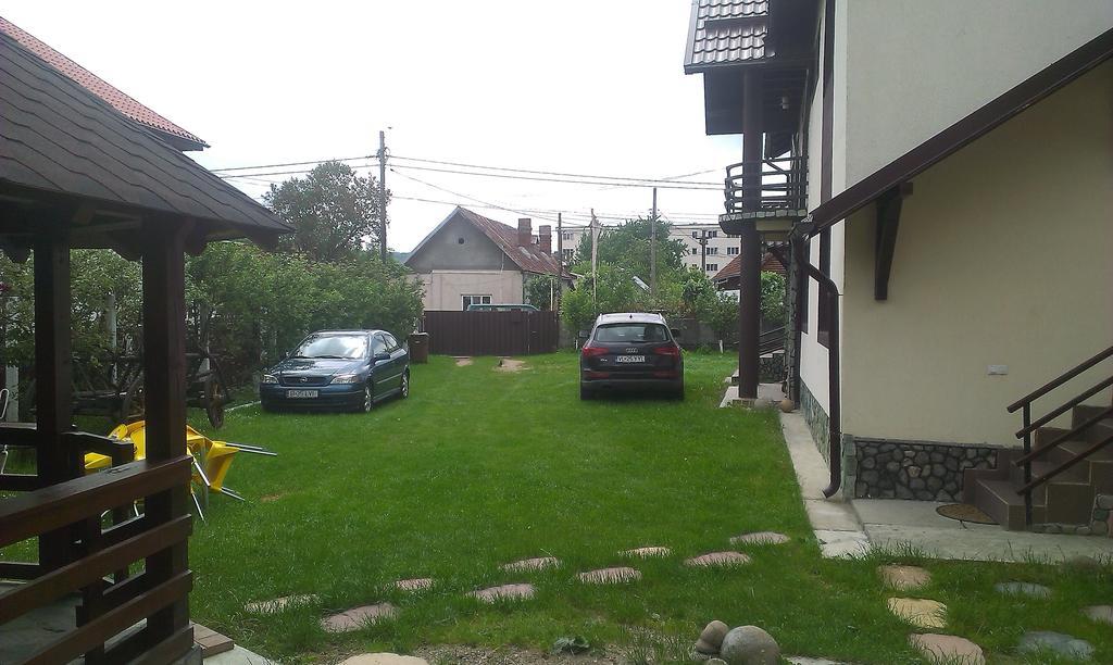Pensiunea Alex Si Tedi Horezu Zimmer foto
